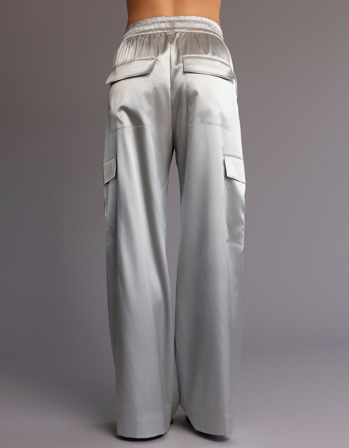 SATIN CARGO PANTS [SILVER ]