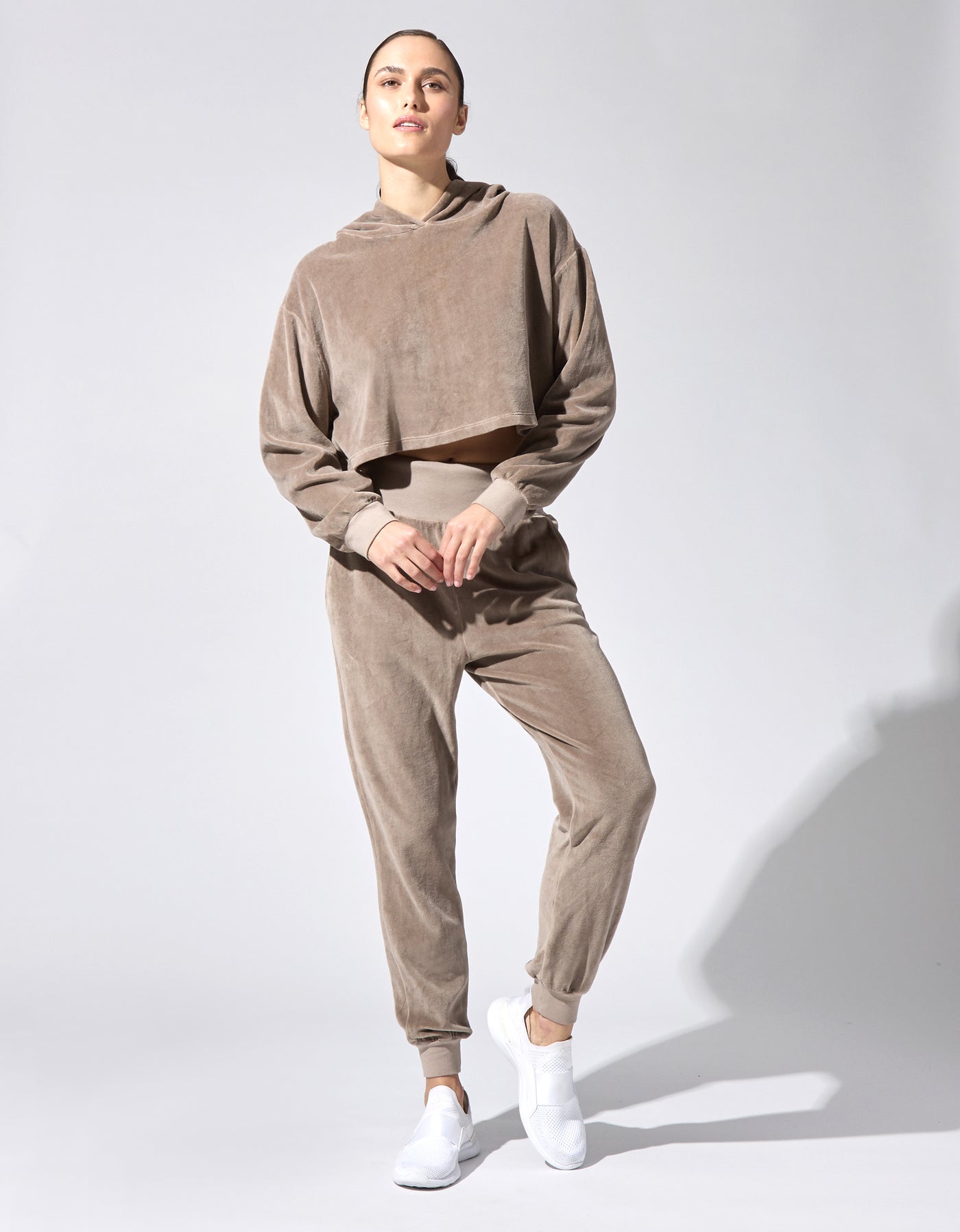 Velour Cropped Hoodie [Khaki]